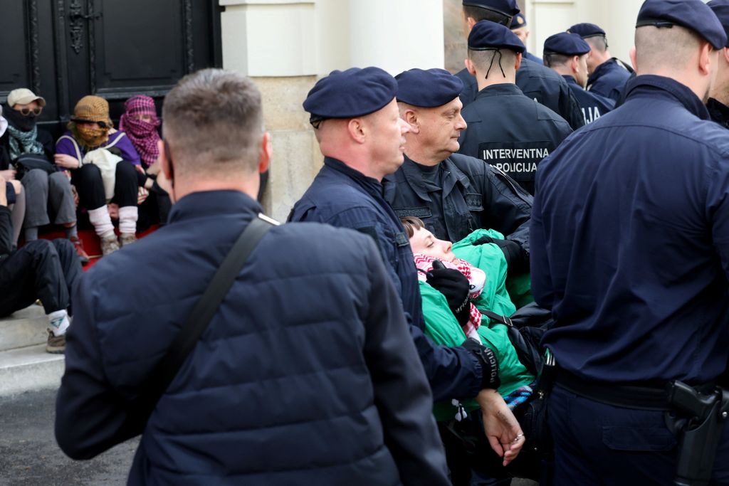 Zbog hrvatskog odnosa s Izraelom organiziran prosvjed ispred Ministarstva vanjskih i europskih poslova - 5