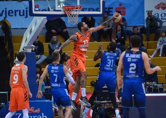 Augusto Cesar Lima i Johndre Leon Jefferson (Photo: Marko Prpic/PIXSELL)