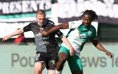 Mohamed Guindo (desno)