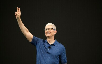 Velika očekivanja od novog telefona: Apple priprema iPhone s “ekranom koji teče poput vodopada”