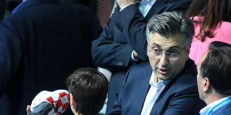 Andrej Plenković (FOTO: Slavko Midzor/PIXSELL)