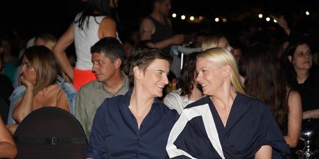 Ana Brnabić i Milica Đurđić