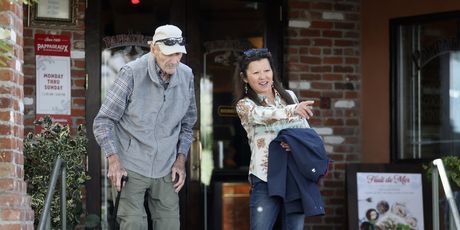 Gene Hackman i Betsy Arakawa