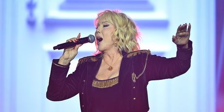 Lepa Brena