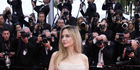 Angelina Jolie - 1