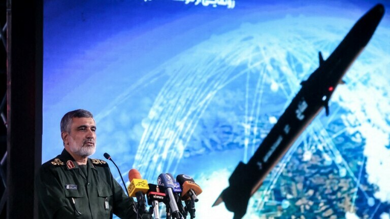Predstavljanje iranskog projektila Faattah - 4